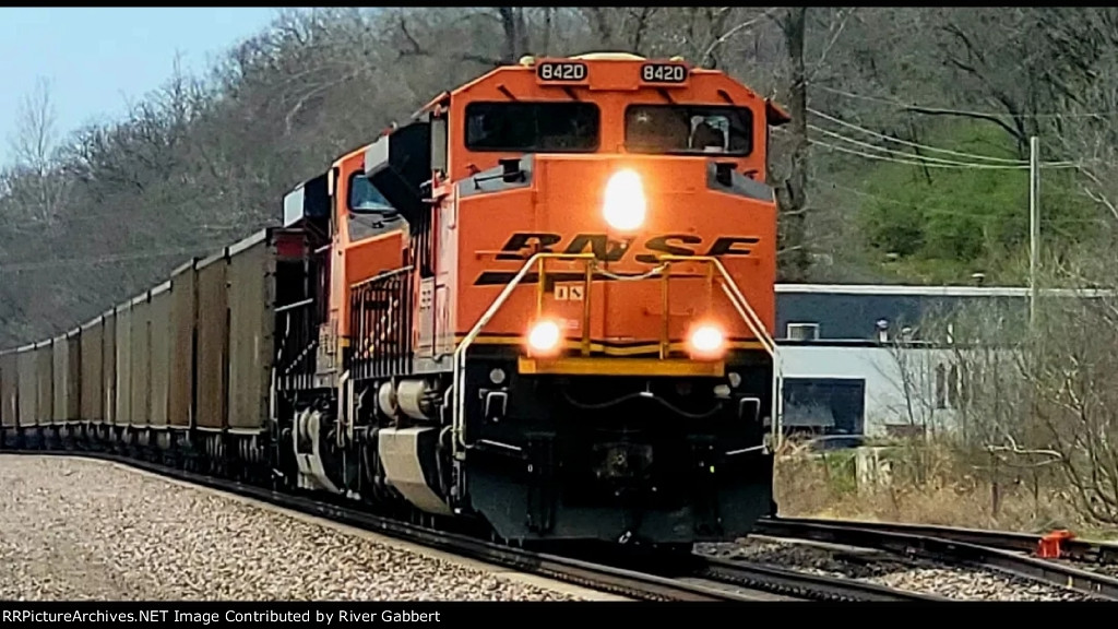 BNSF 8420